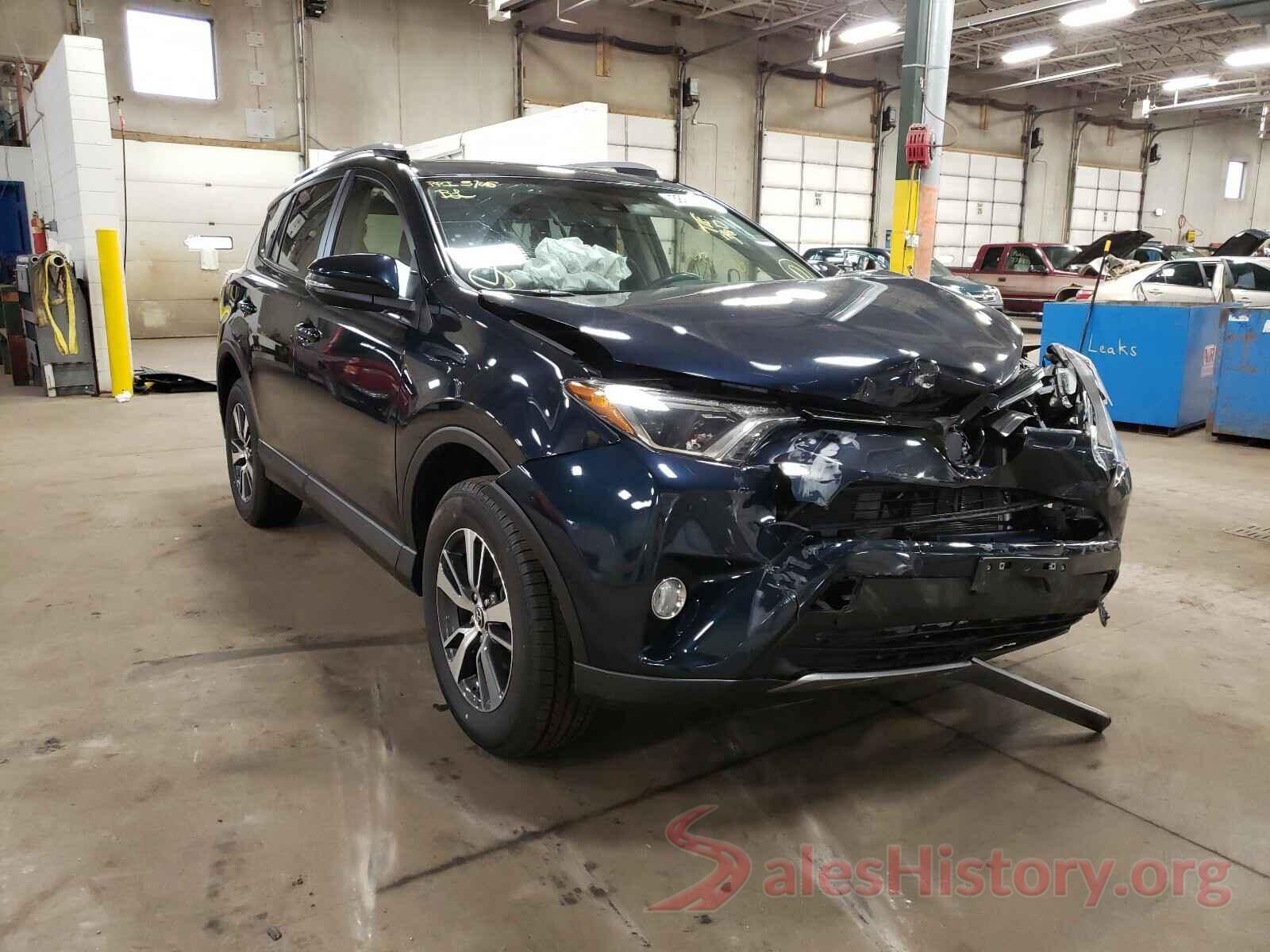 JTMRFREV8JD237781 2018 TOYOTA RAV4