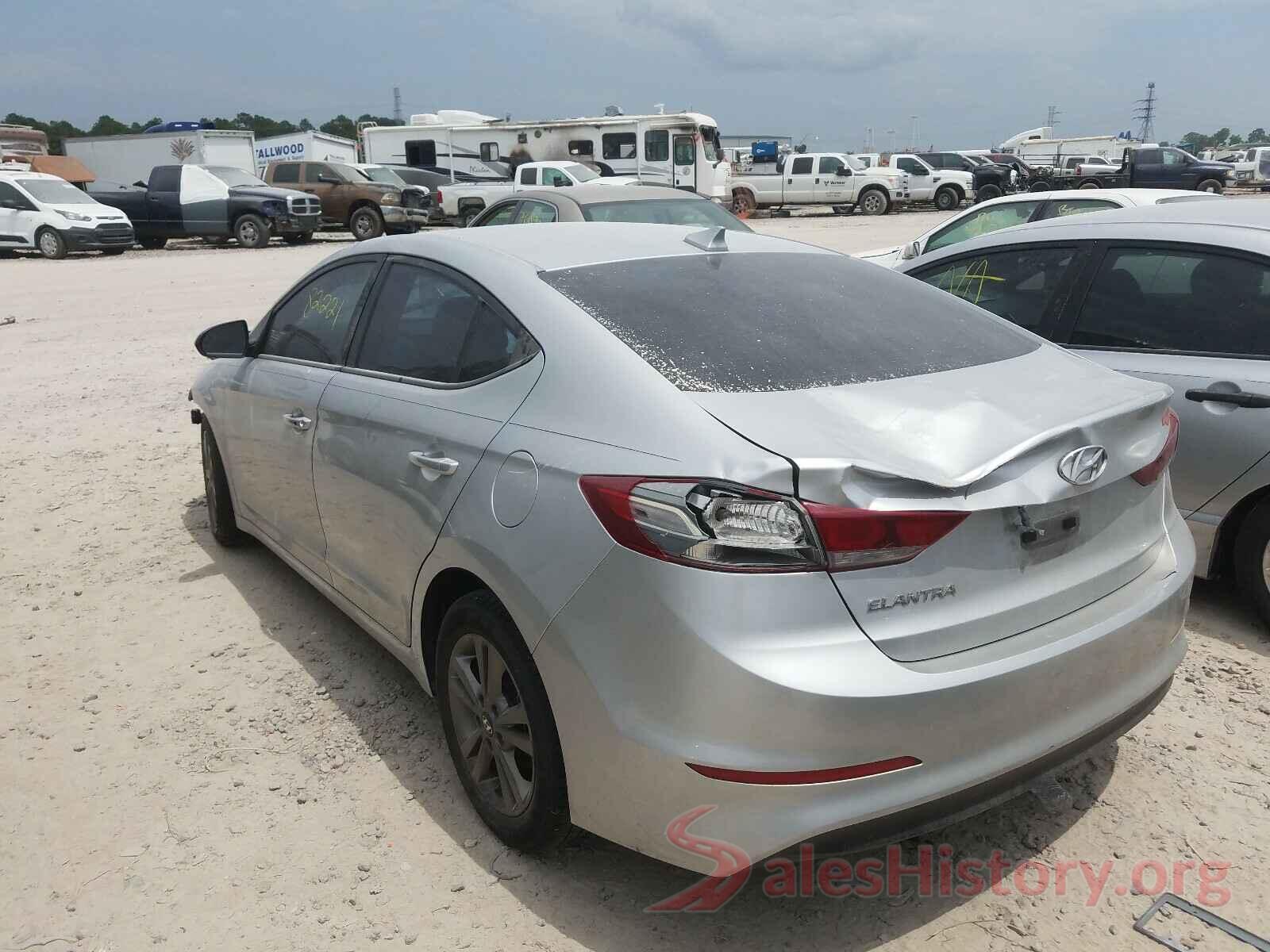 5NPD84LF3JH260530 2018 HYUNDAI ELANTRA