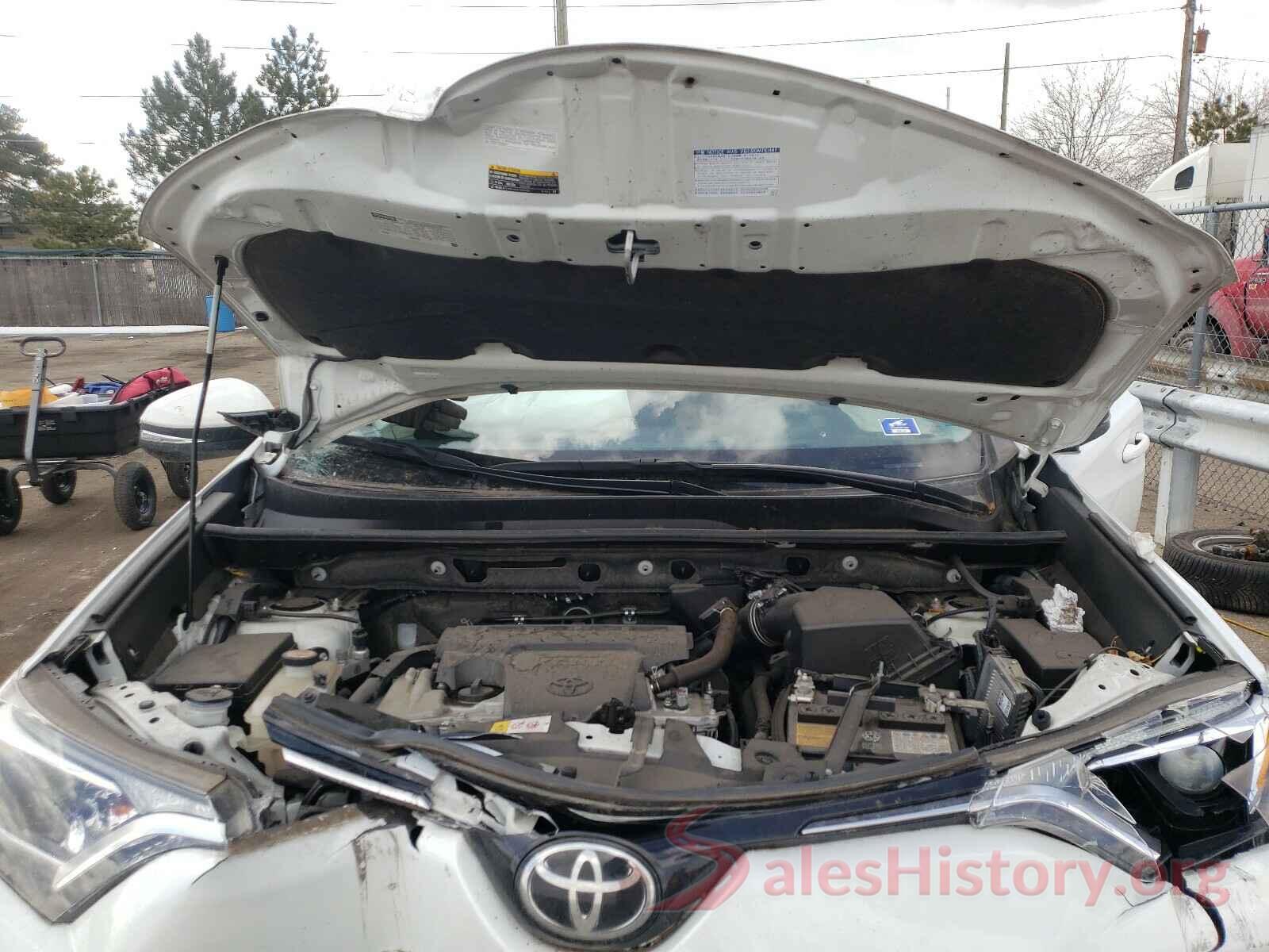 JTMWFREVXHJ114787 2017 TOYOTA RAV4