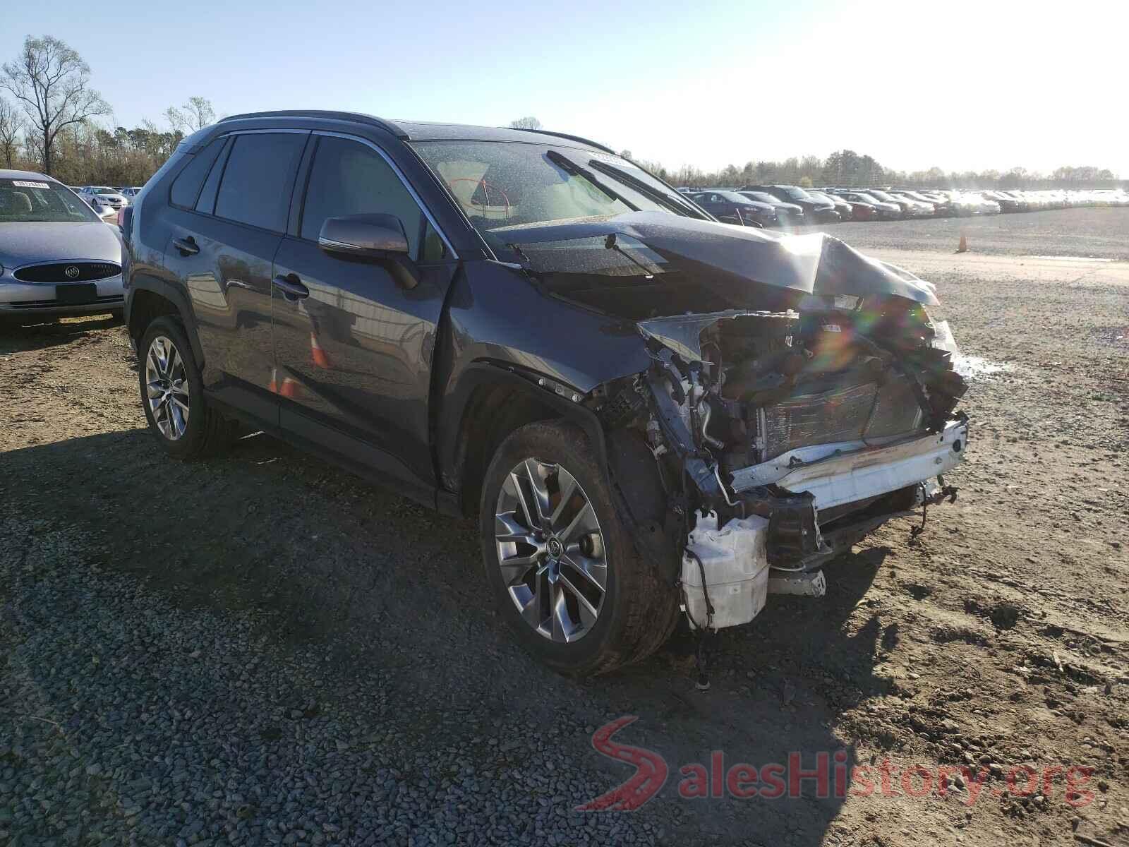 JTMC1RFV8KD020090 2019 TOYOTA RAV4