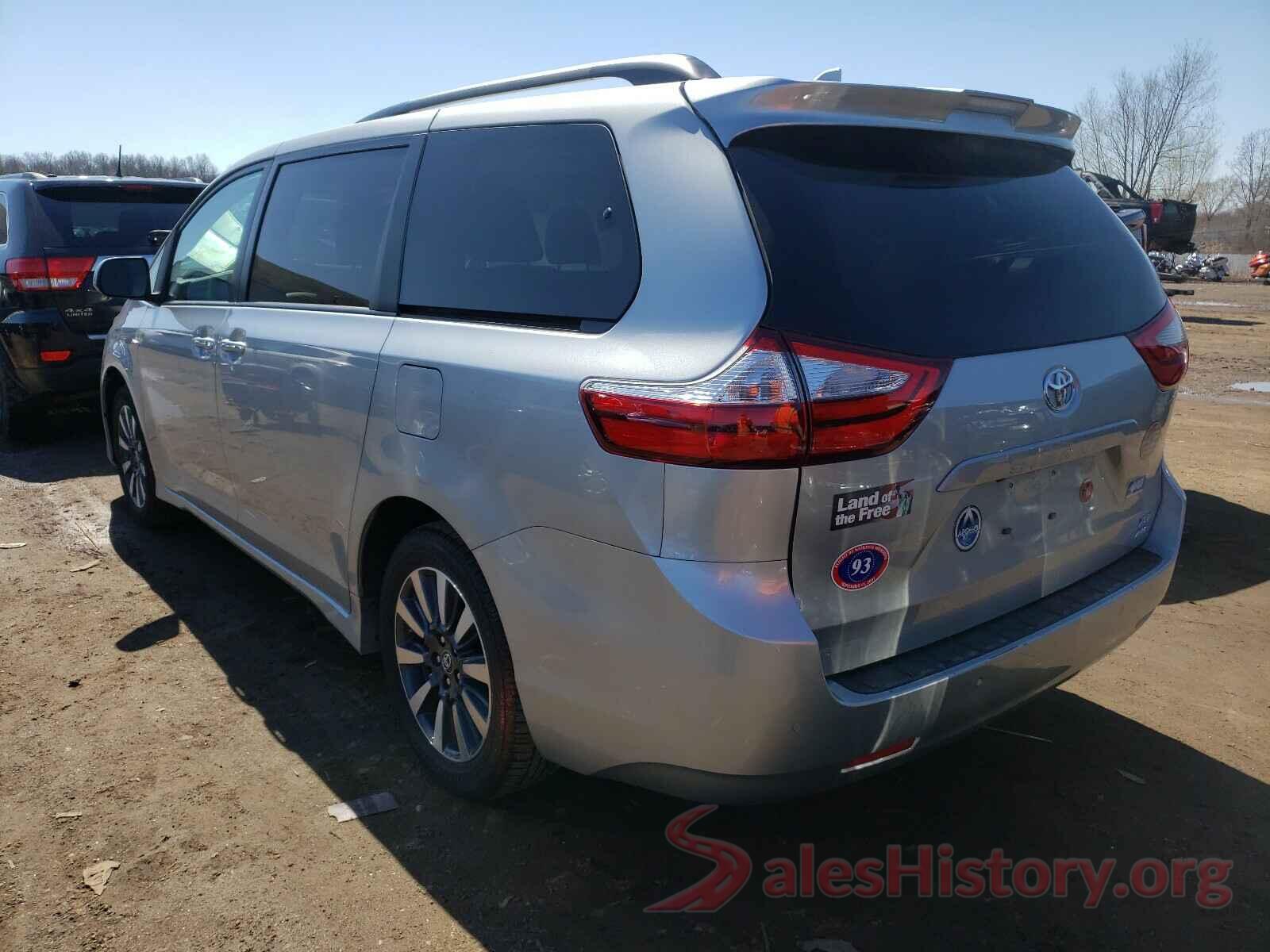 5TDDZ3DC0KS219702 2019 TOYOTA SIENNA