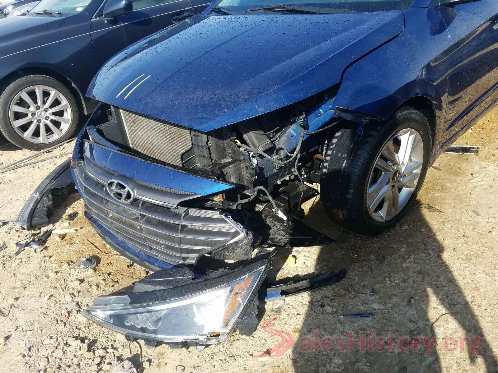 5NPD84LFXKH404611 2019 HYUNDAI ELANTRA