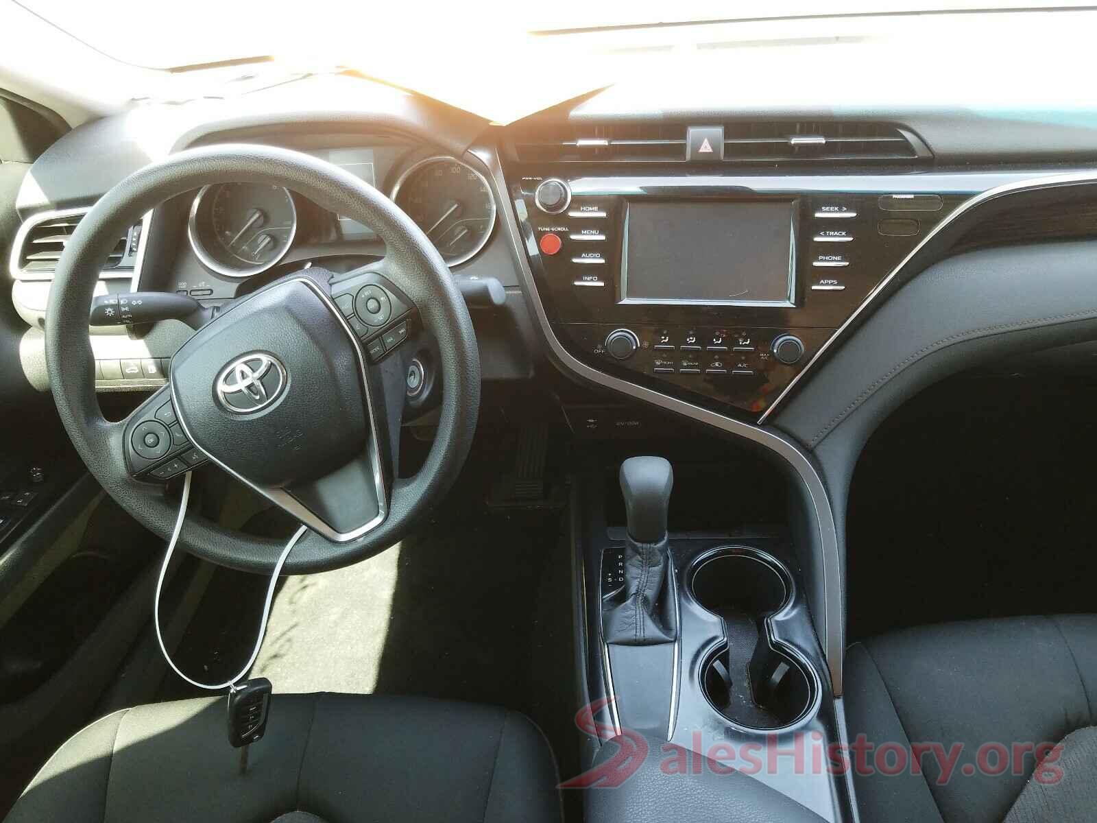 4T1B11HK4JU133545 2018 TOYOTA CAMRY