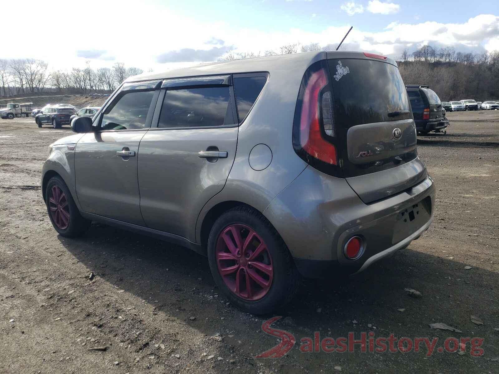 KNDJP3A54J7534963 2018 KIA SOUL