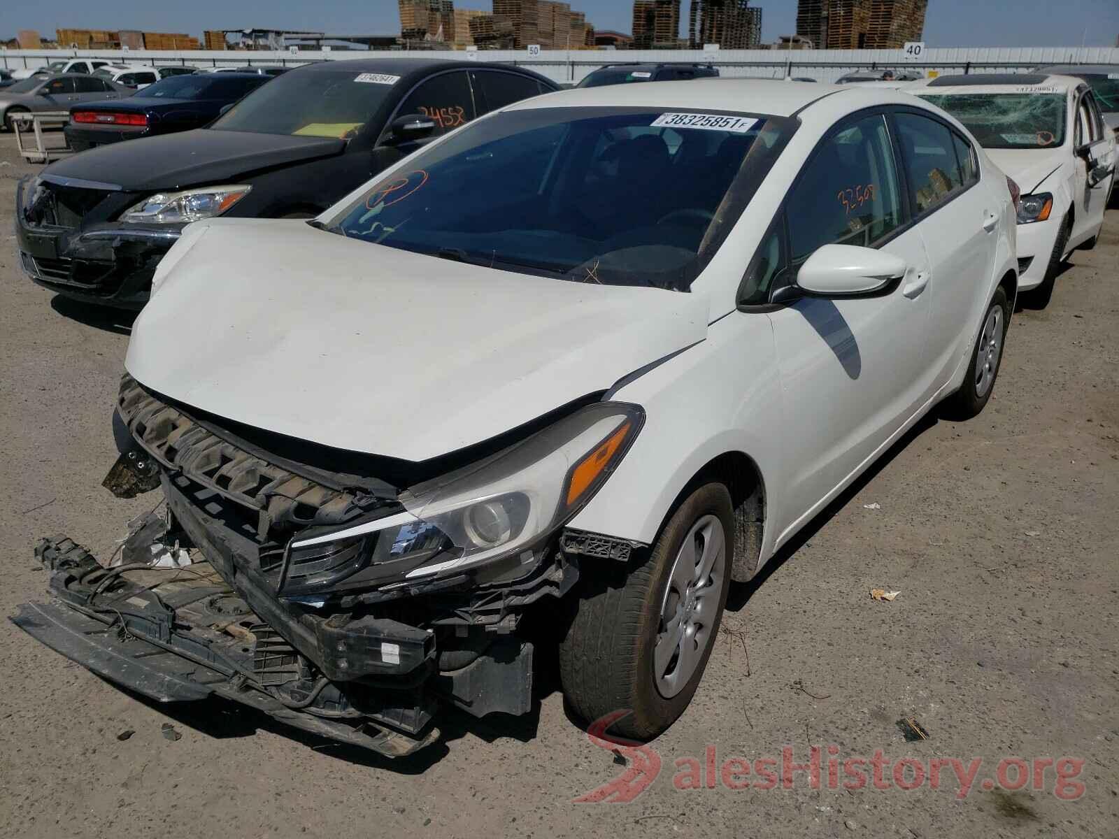 3KPFK4A70HE144190 2017 KIA FORTE