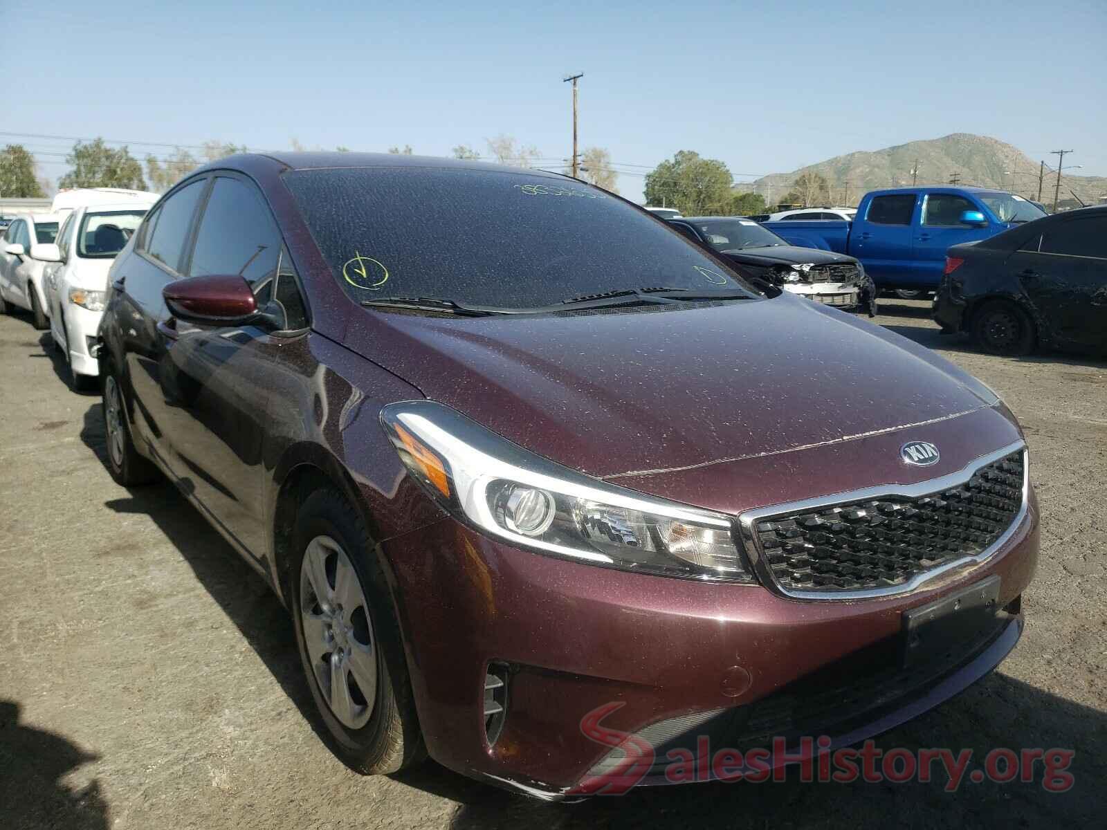 3KPFK4A77JE168489 2018 KIA FORTE