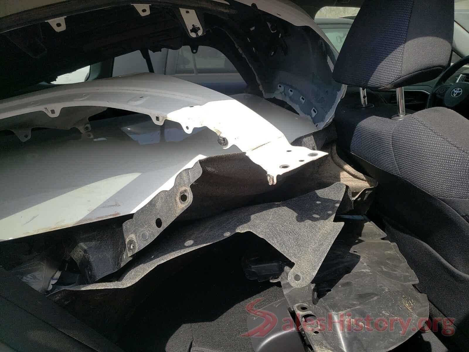 JTMH1RFV2KD038963 2019 TOYOTA RAV4