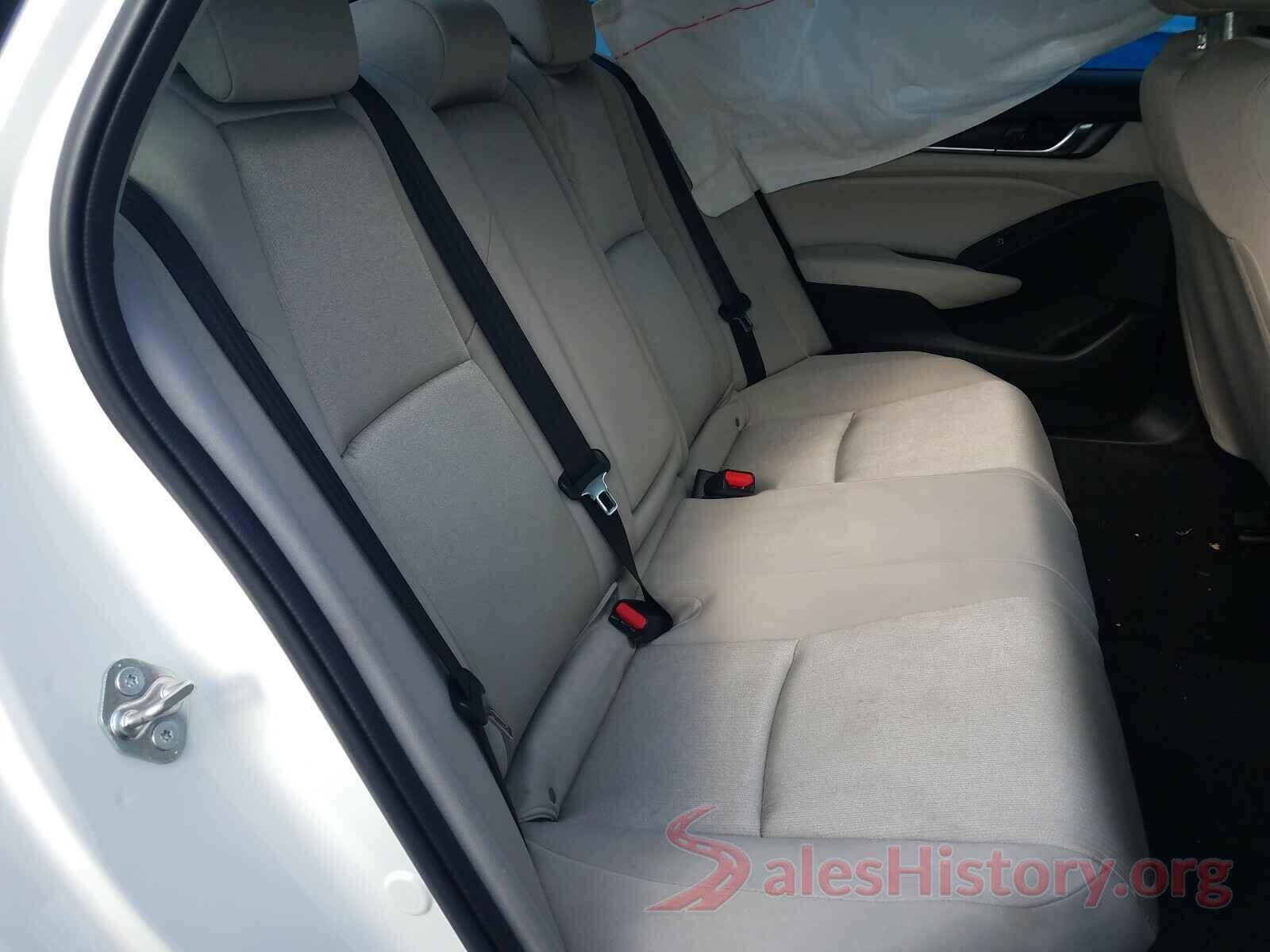 1HGCV3F15JA002968 2018 HONDA ACCORD