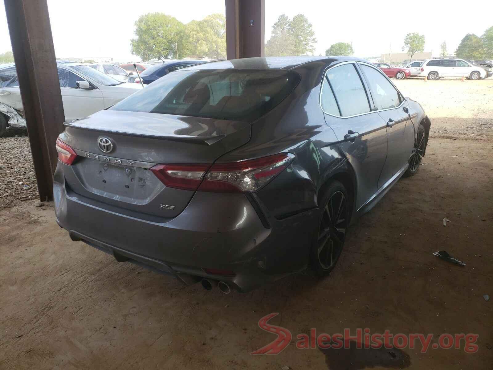 4T1B61HK1JU094754 2018 TOYOTA CAMRY