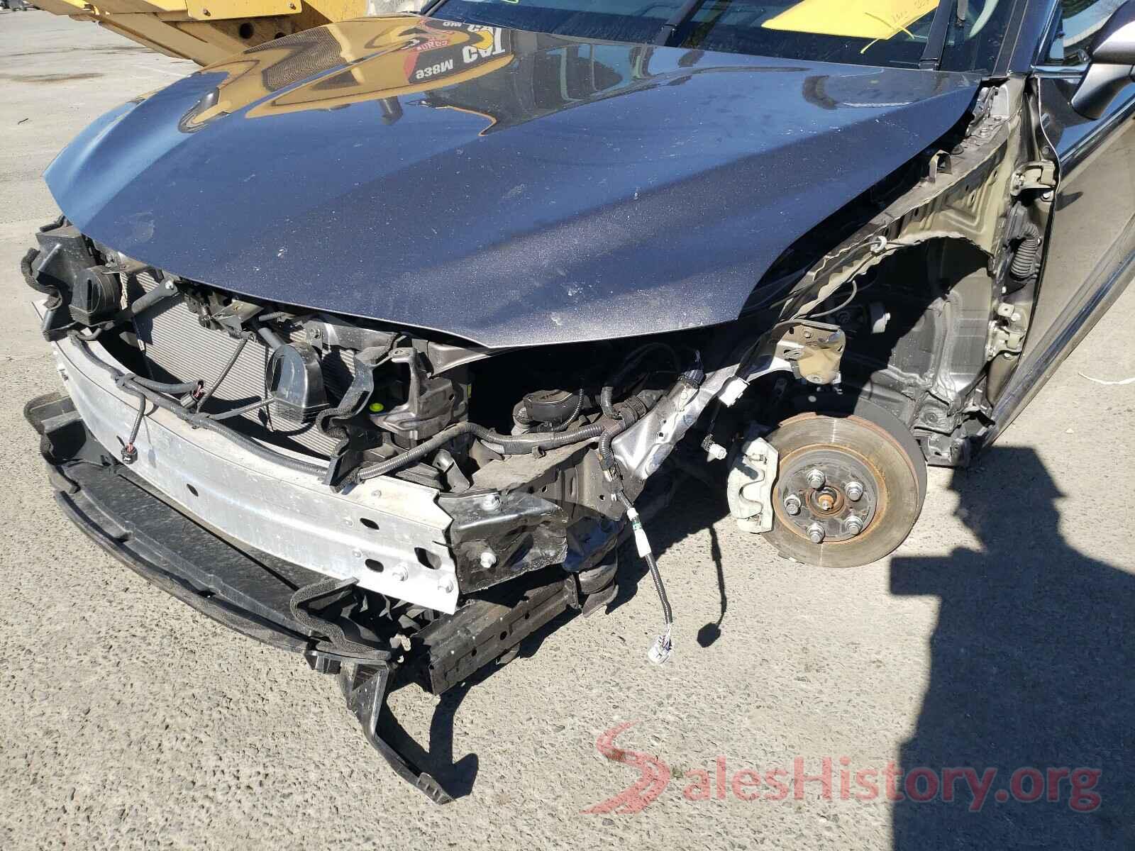 4T1BZ1HK9JU015113 2018 TOYOTA CAMRY