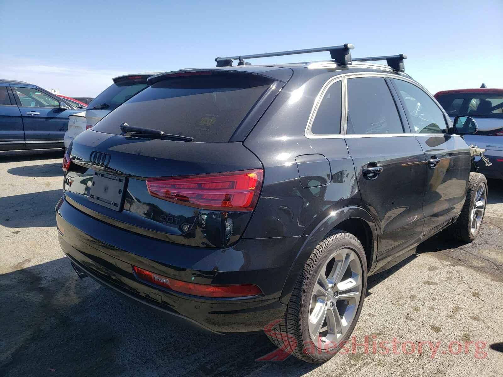 WA1JCCFS6JR023182 2018 AUDI Q3