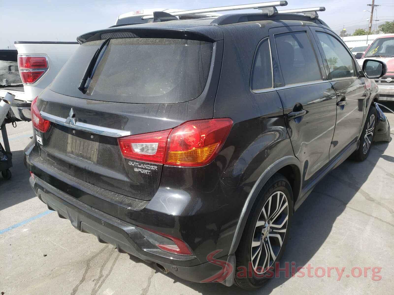 JA4AP4AW7JZ001843 2018 MITSUBISHI OUTLANDER