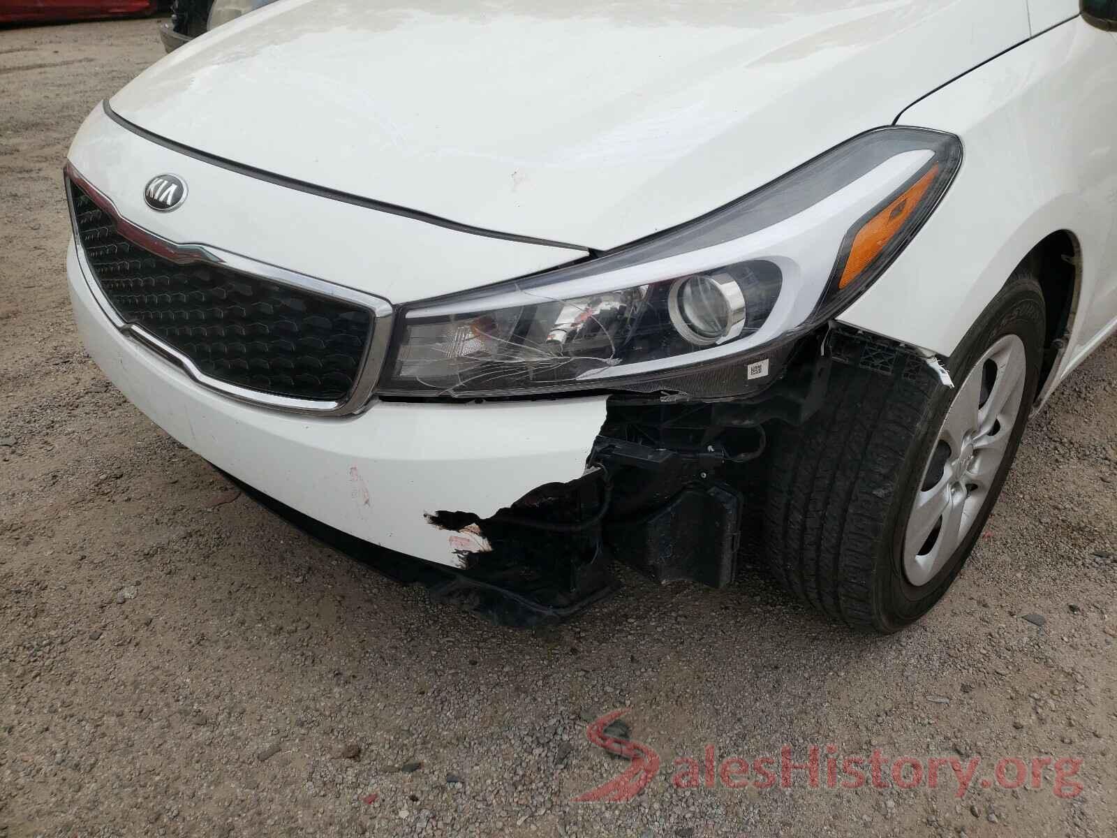 3KPFK4A77JE284811 2018 KIA FORTE