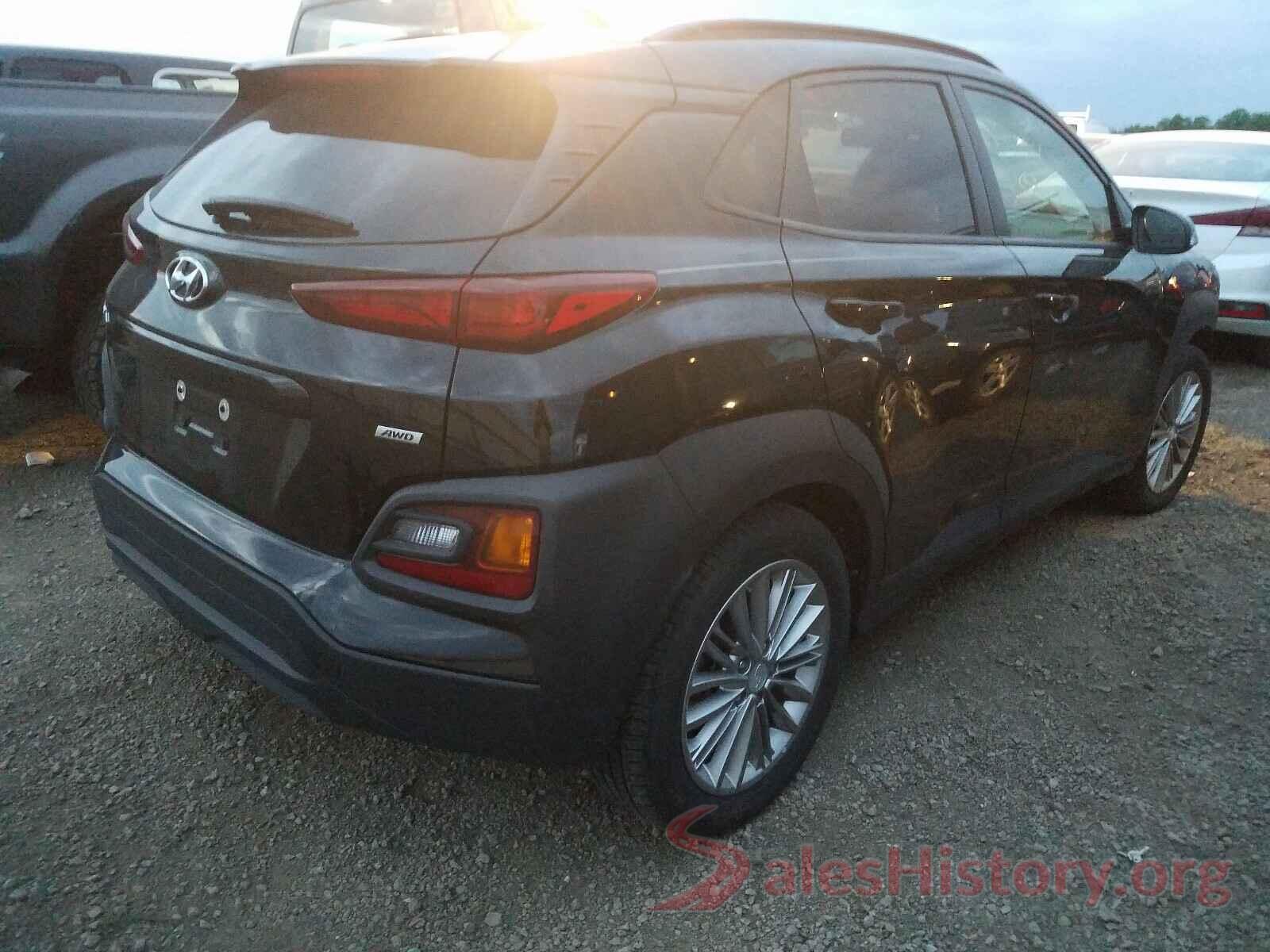 KM8K6CAA2JU126933 2018 HYUNDAI KONA