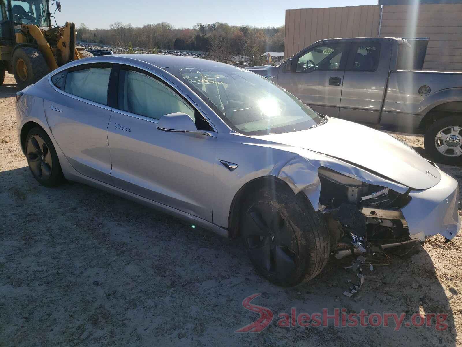 5YJ3E1EA0JF044301 2018 TESLA MODEL 3