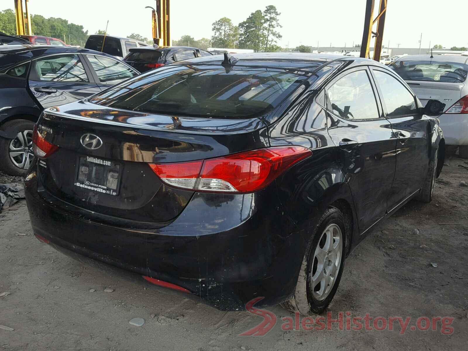 5NPDH4AE9DH256173 2013 HYUNDAI ELANTRA