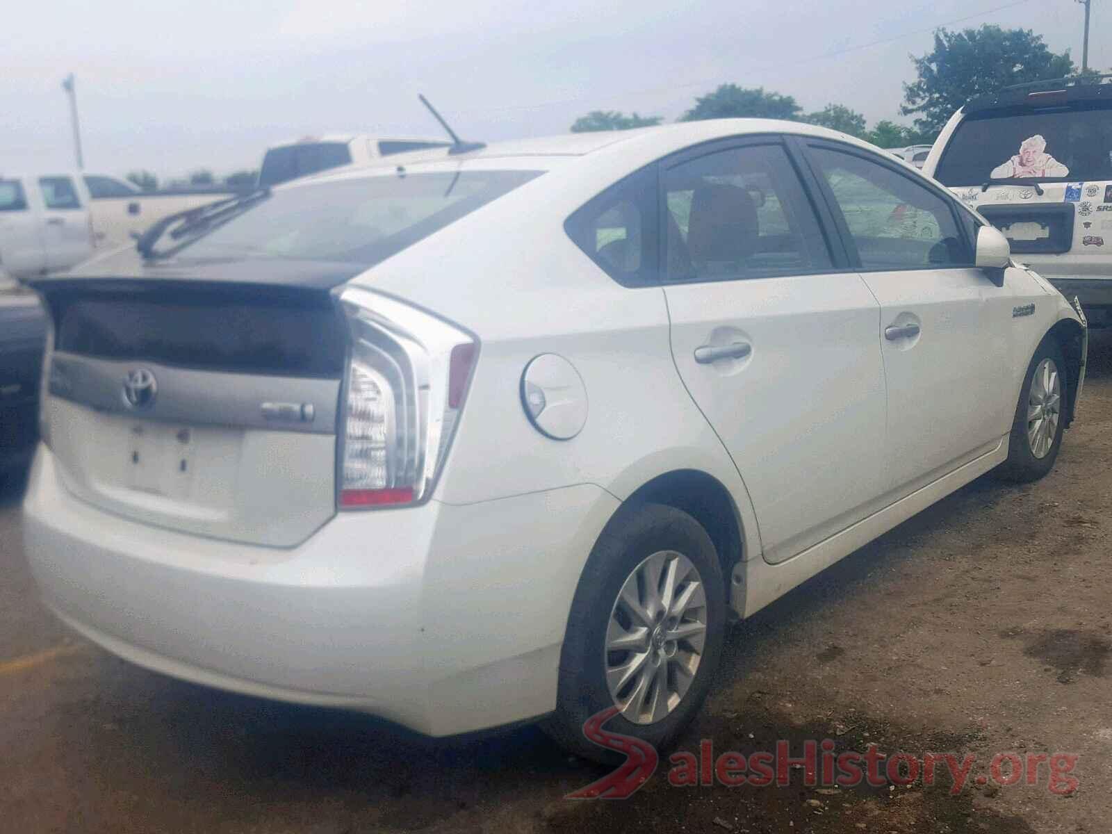 JTDKN3DP5D3042946 2013 TOYOTA PRIUS