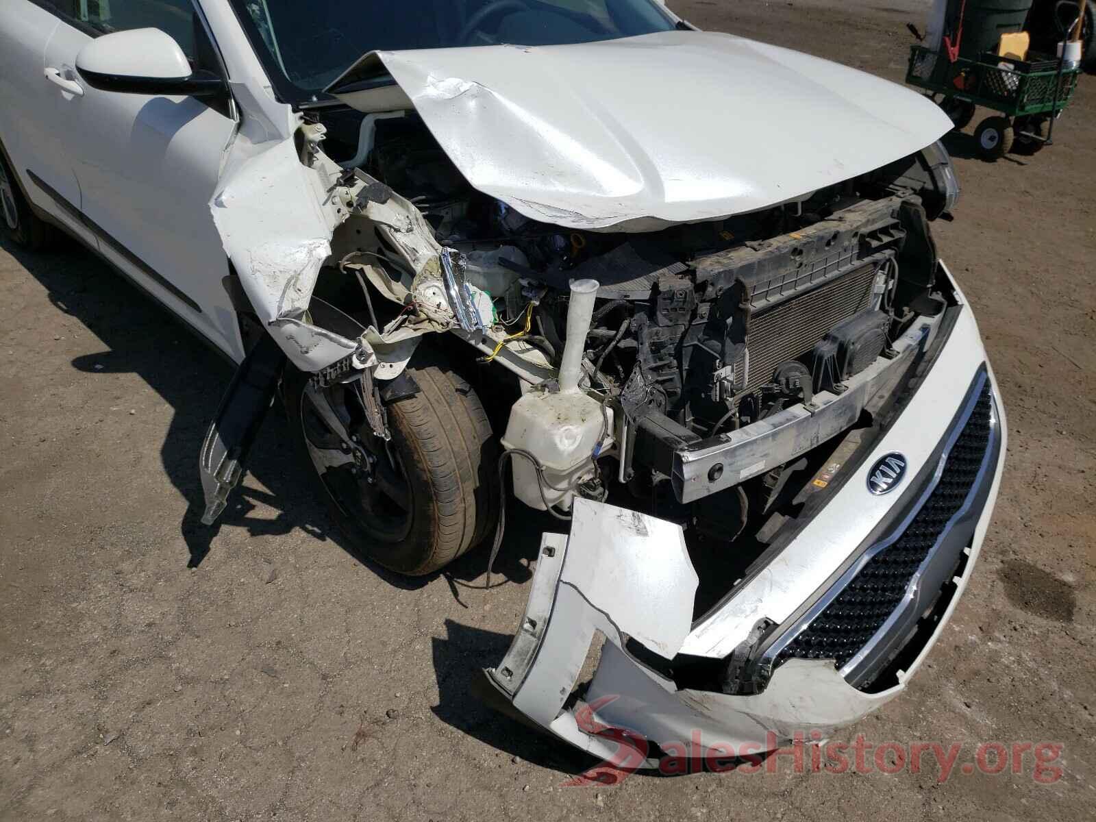 KNDCB3LC7H5104448 2017 KIA NIRO