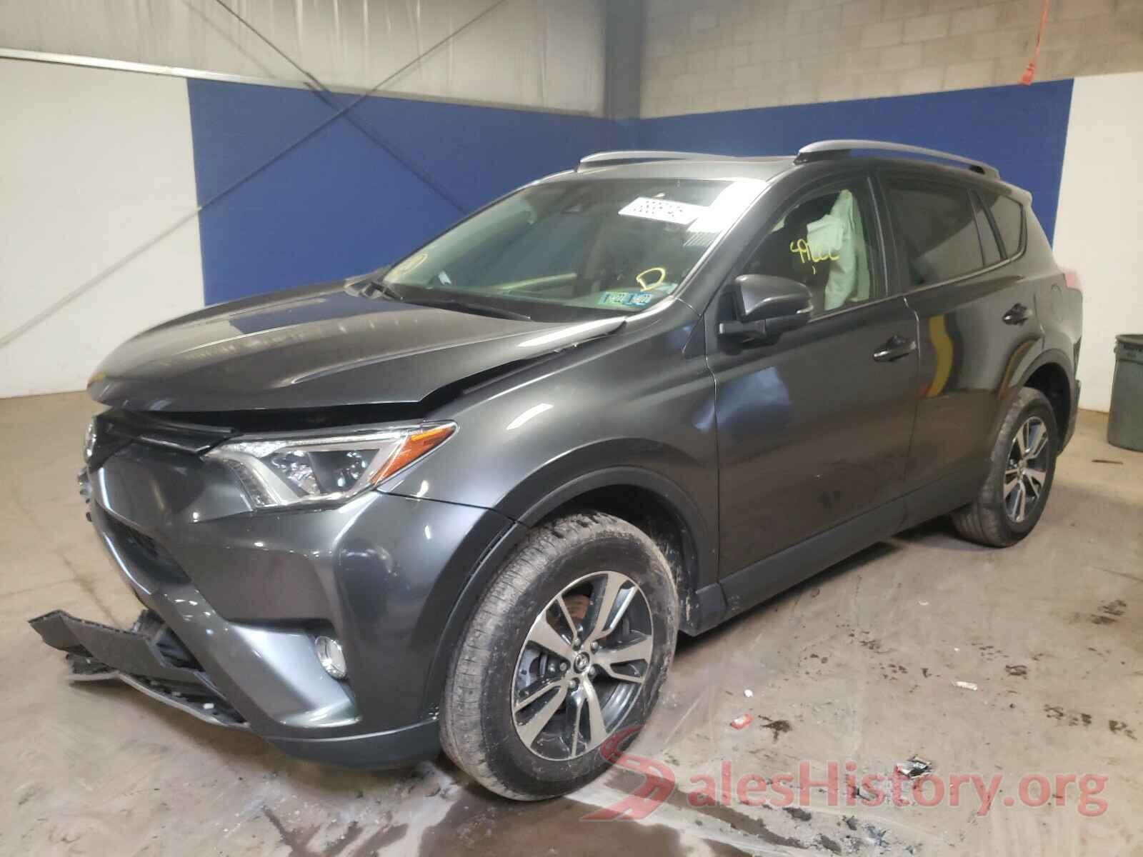 JTMRFREV4JD221836 2018 TOYOTA RAV4