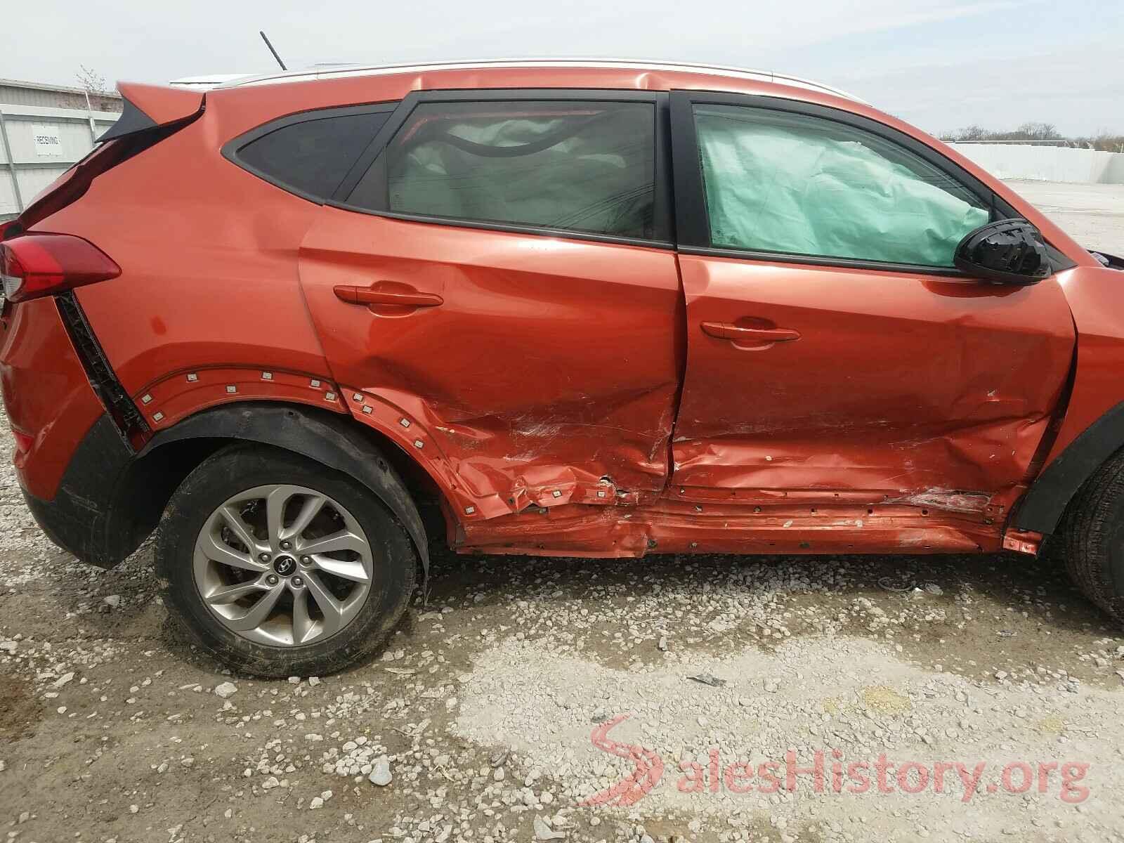 KM8J33A41HU295320 2017 HYUNDAI TUCSON