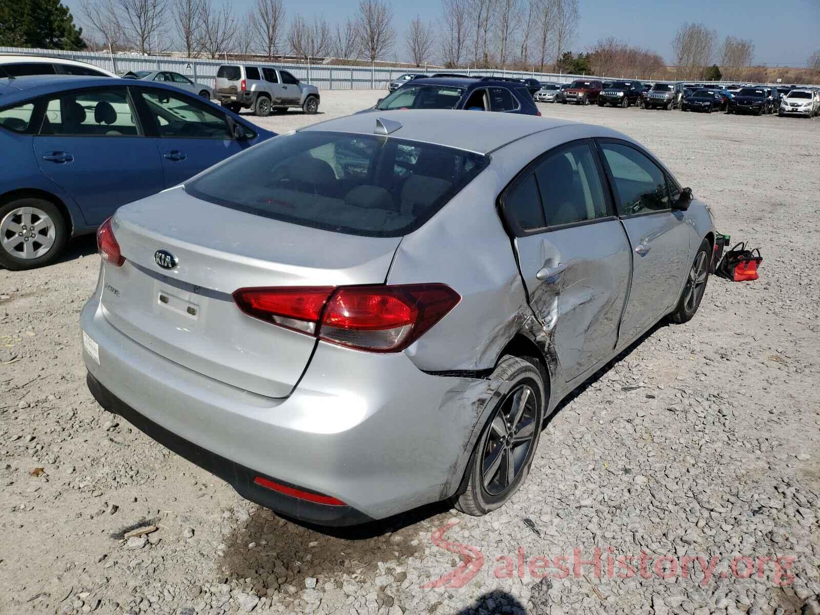 3KPFL4A75JE206931 2018 KIA FORTE