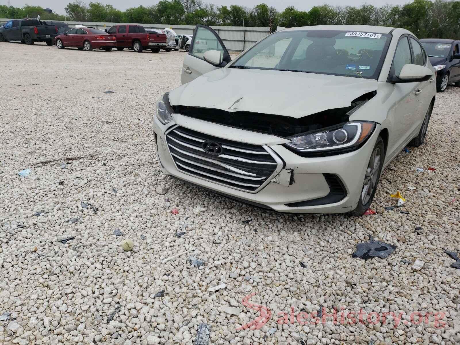 KMHD84LFXHU074589 2017 HYUNDAI ELANTRA