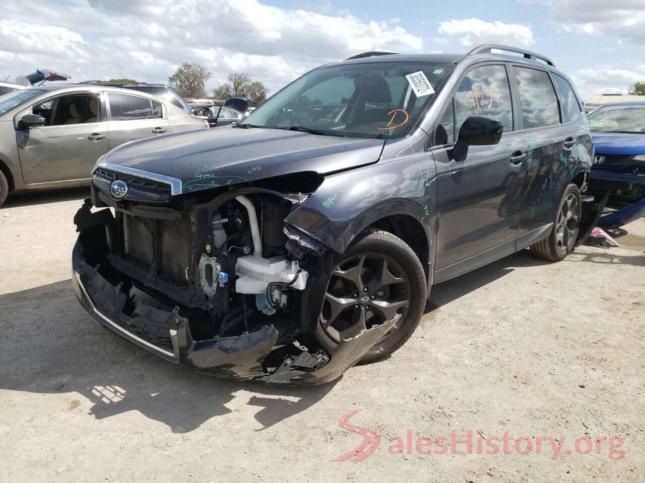 JF2SJAGC0JH615860 2018 SUBARU FORESTER