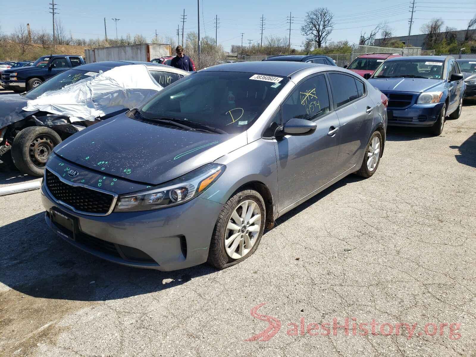 3KPFL4A73HE160946 2017 KIA FORTE