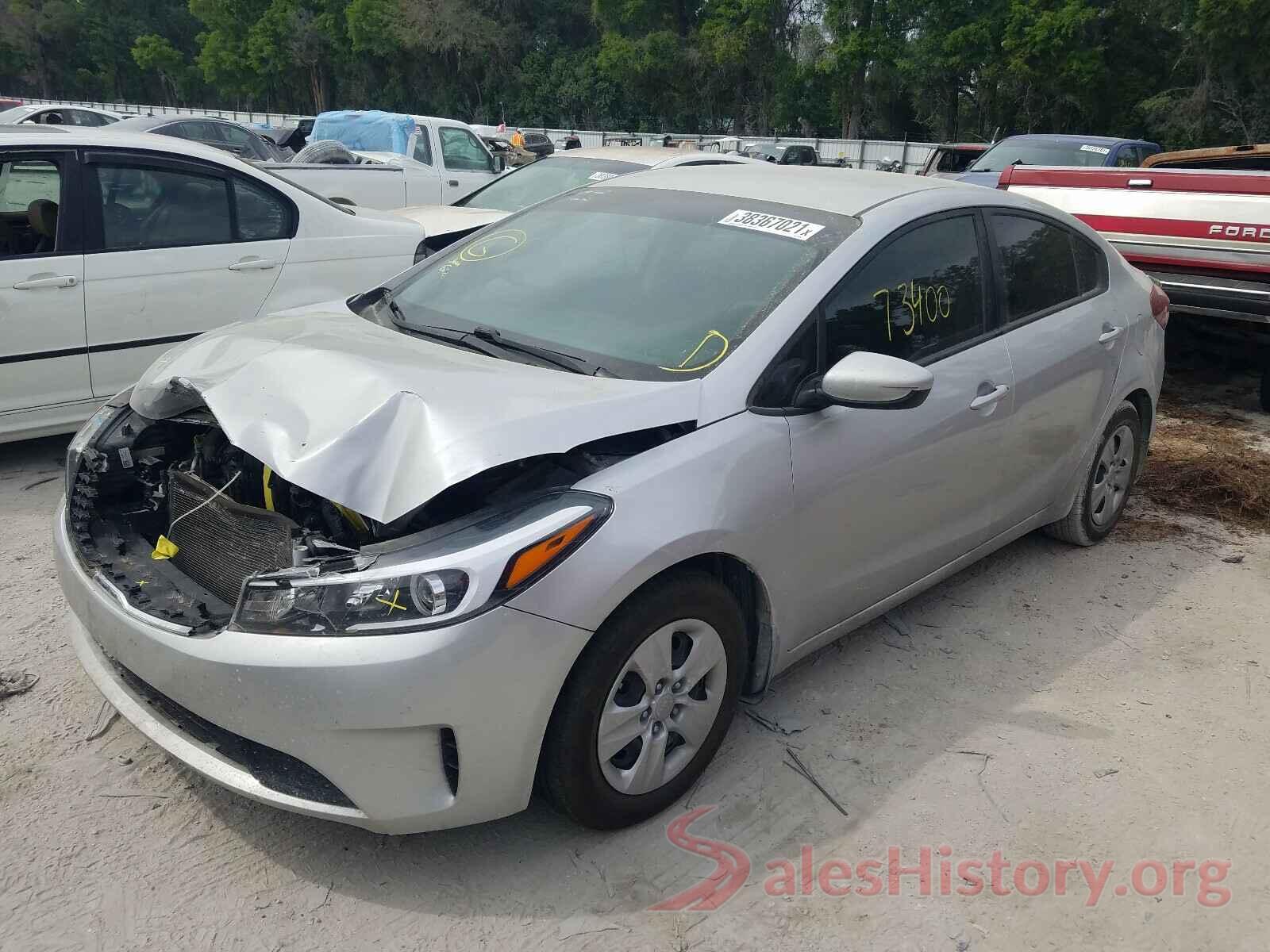 3KPFL4A7XJE284590 2018 KIA FORTE