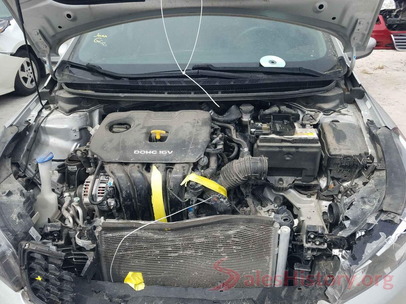 3KPFL4A7XJE284590 2018 KIA FORTE