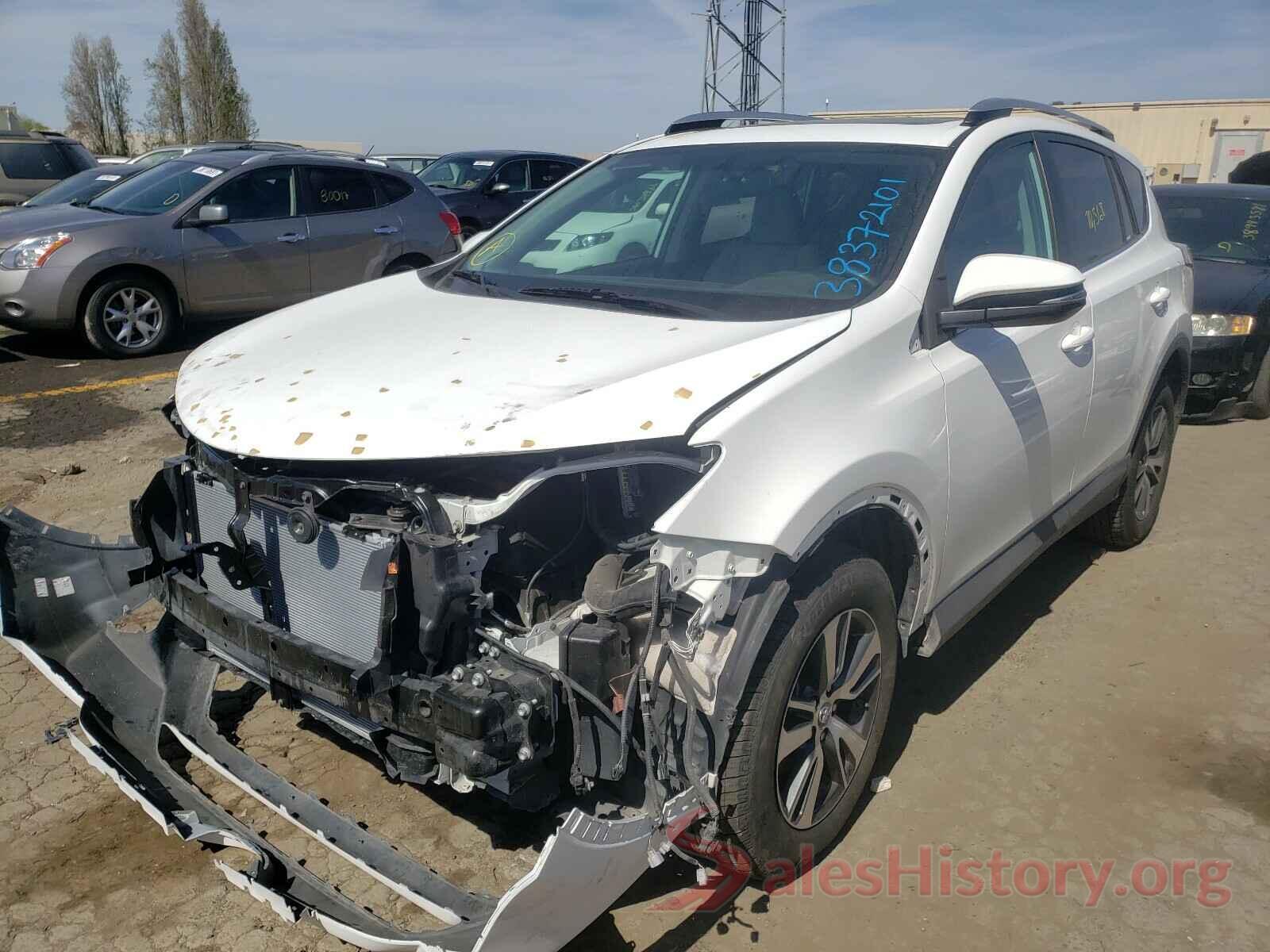 2T3RFREV3GW432246 2016 TOYOTA RAV4