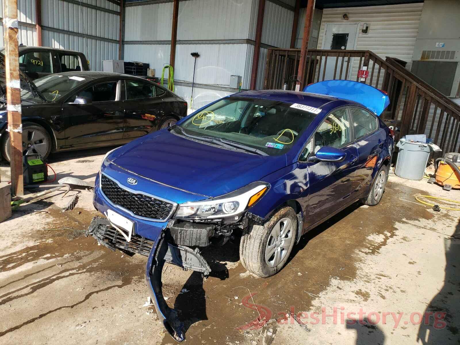 3KPFK4A7XHE149977 2017 KIA FORTE