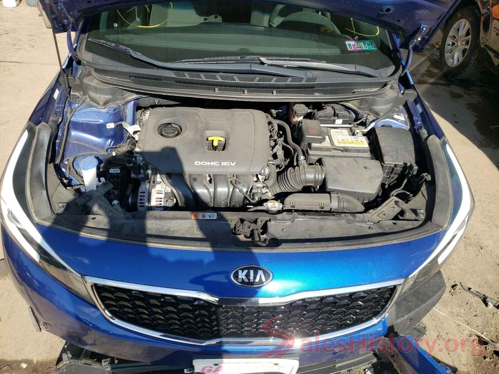 3KPFK4A7XHE149977 2017 KIA FORTE