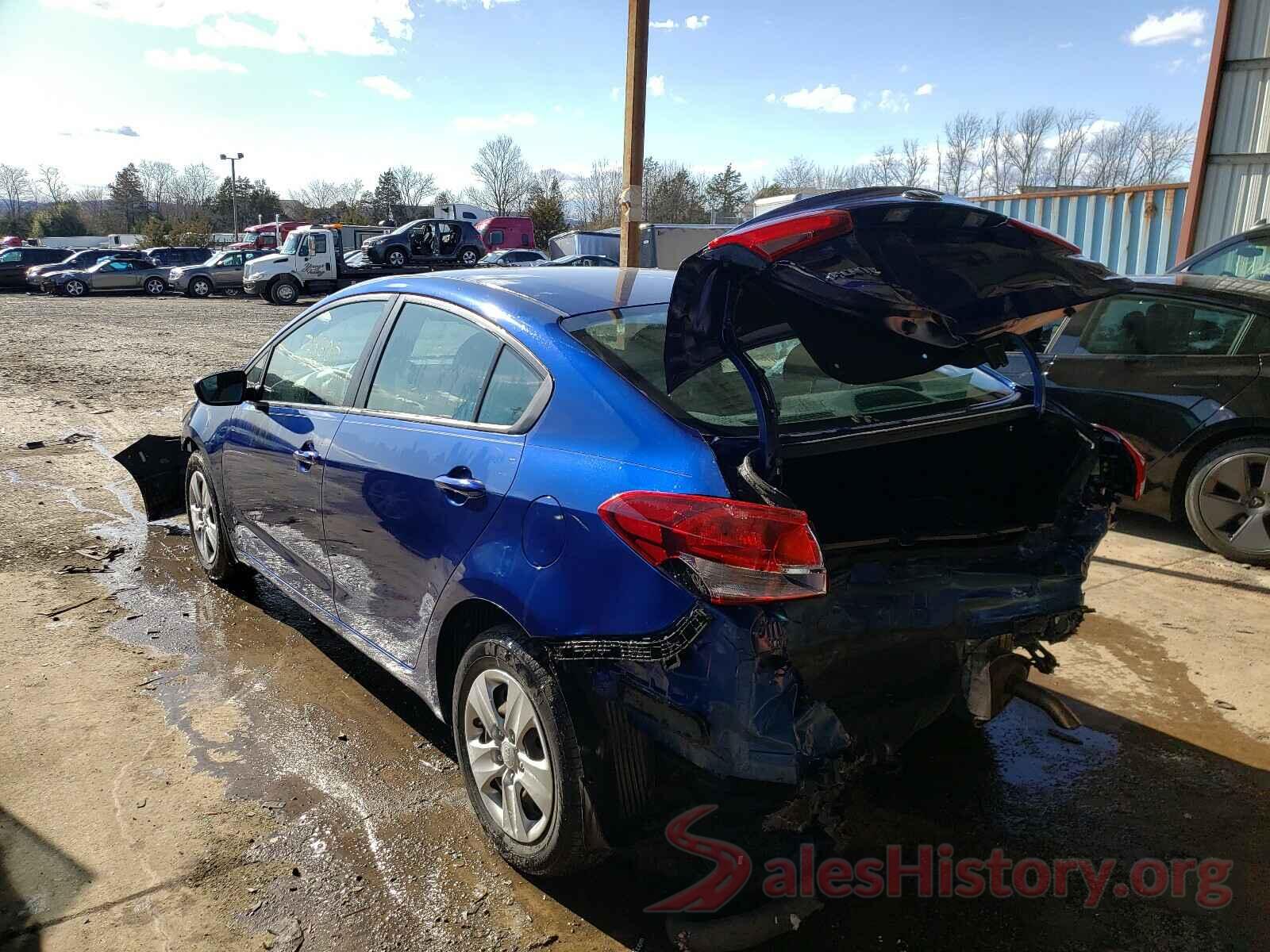 3KPFK4A7XHE149977 2017 KIA FORTE