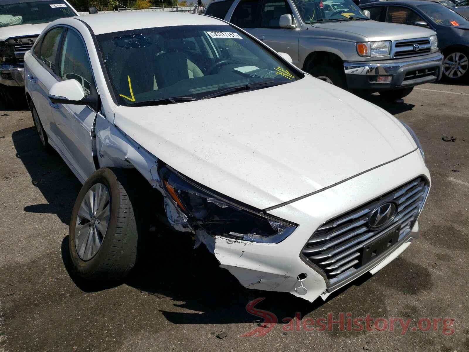 KMHE24L32KA093481 2019 HYUNDAI SONATA