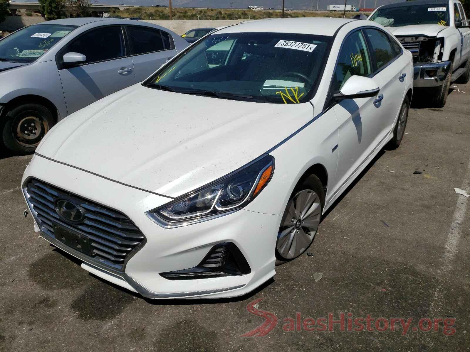 KMHE24L32KA093481 2019 HYUNDAI SONATA