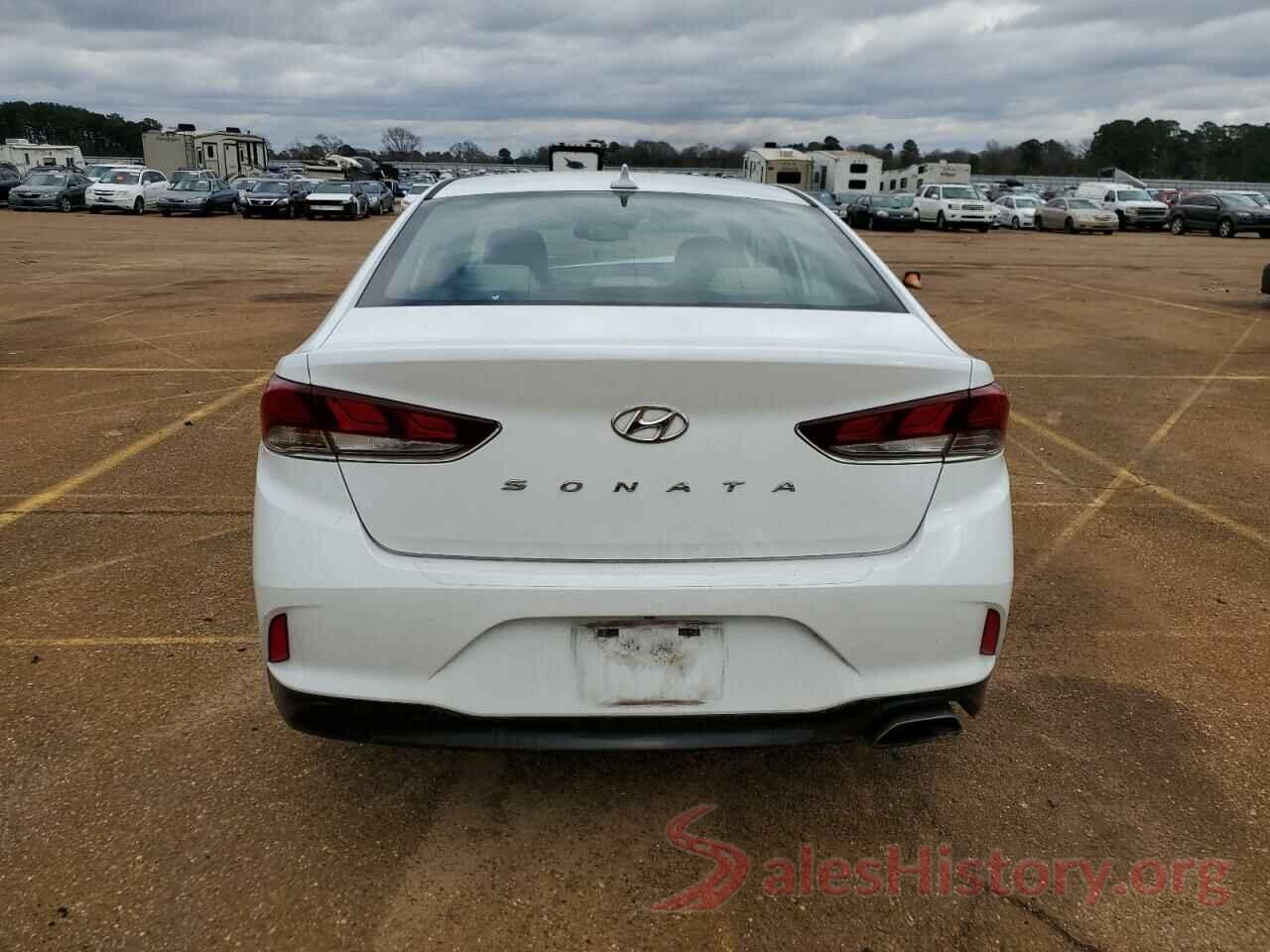 5NPE34AF2JH641811 2018 HYUNDAI SONATA