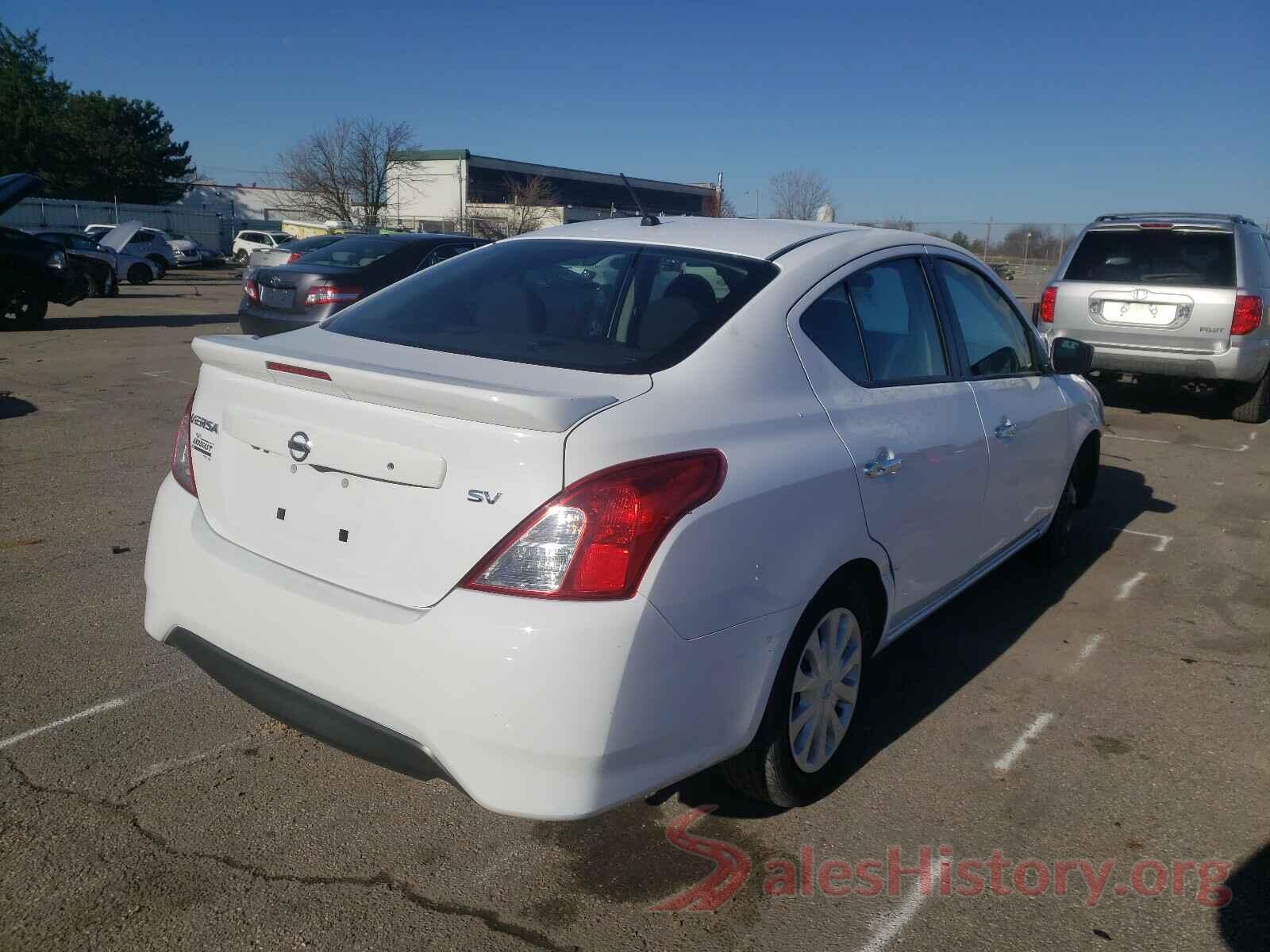 3N1CN7AP8KL824047 2019 NISSAN VERSA