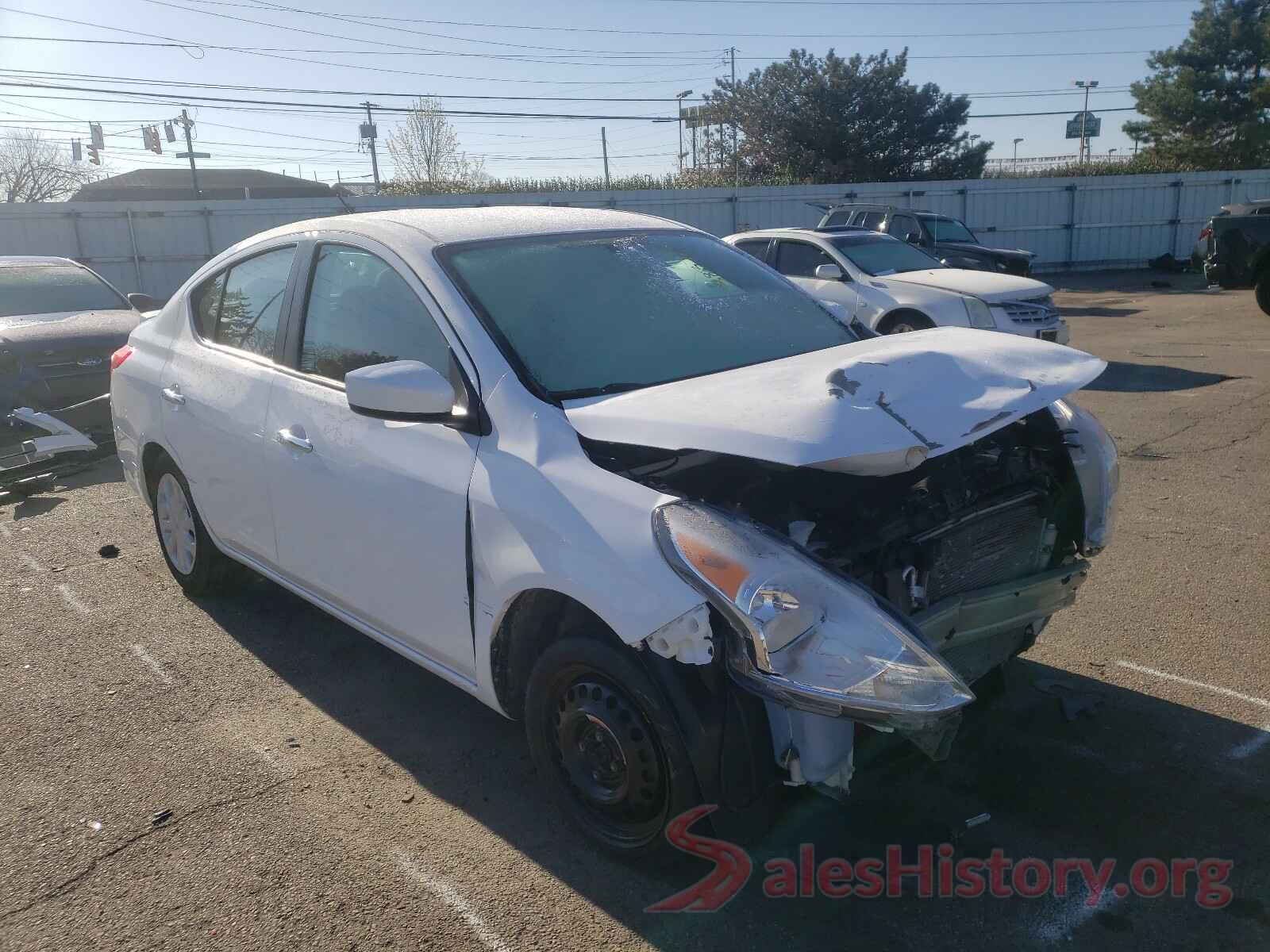 3N1CN7AP8KL824047 2019 NISSAN VERSA