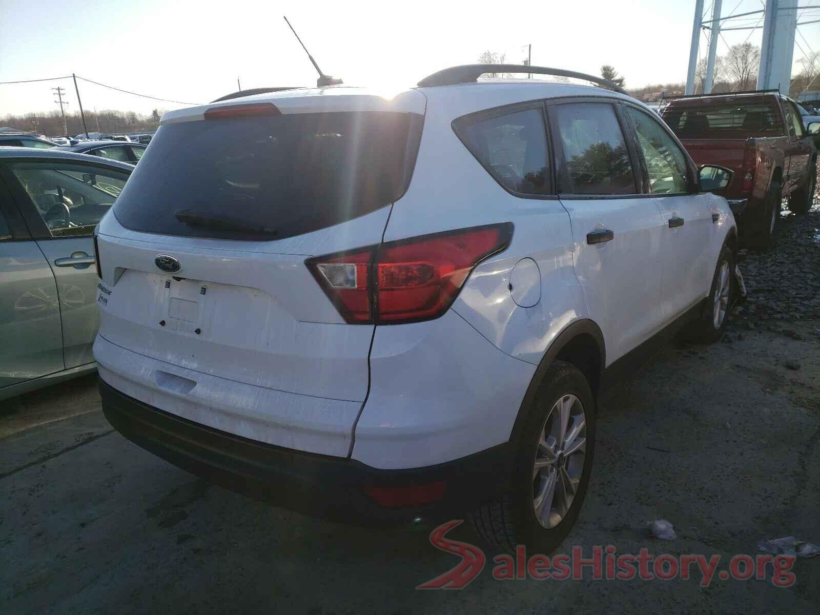 1FMCU0F72KUA47818 2019 FORD ESCAPE