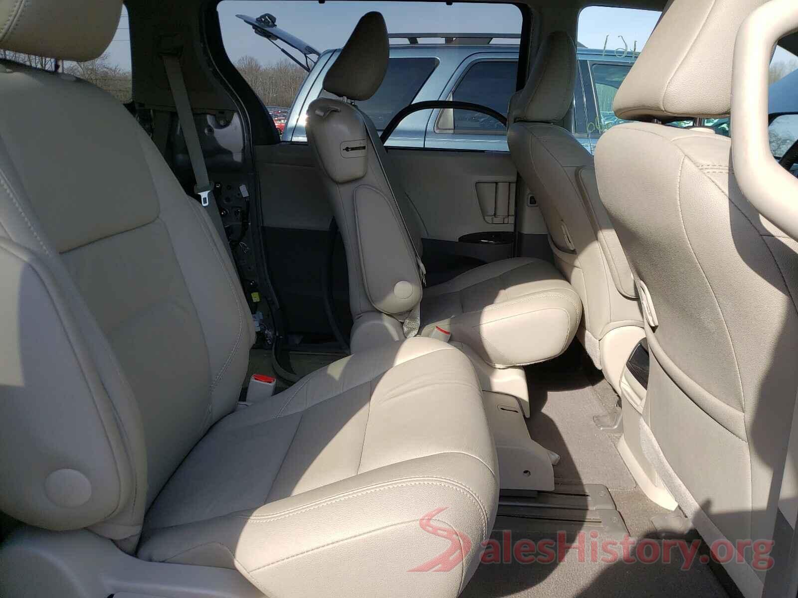 5TDYZ3DC3HS858442 2017 TOYOTA SIENNA