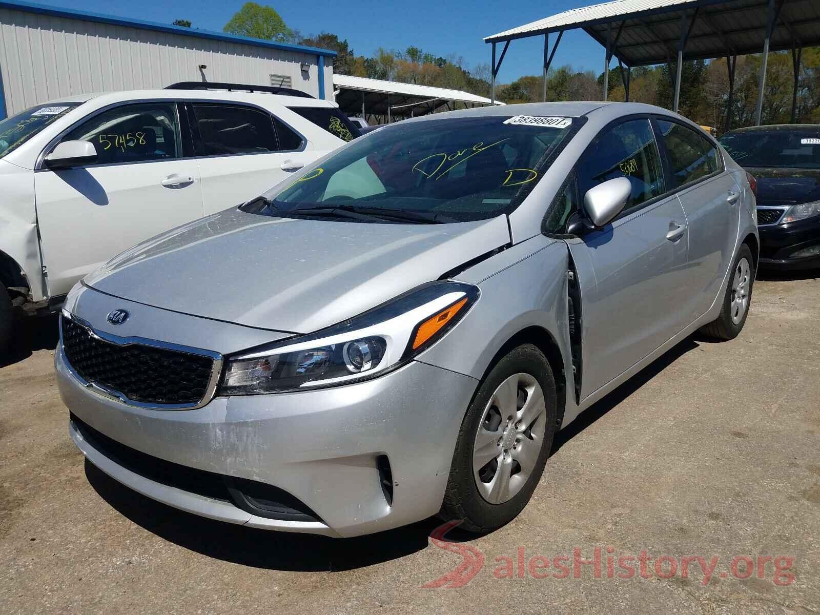 3KPFK4A78JE271291 2018 KIA FORTE