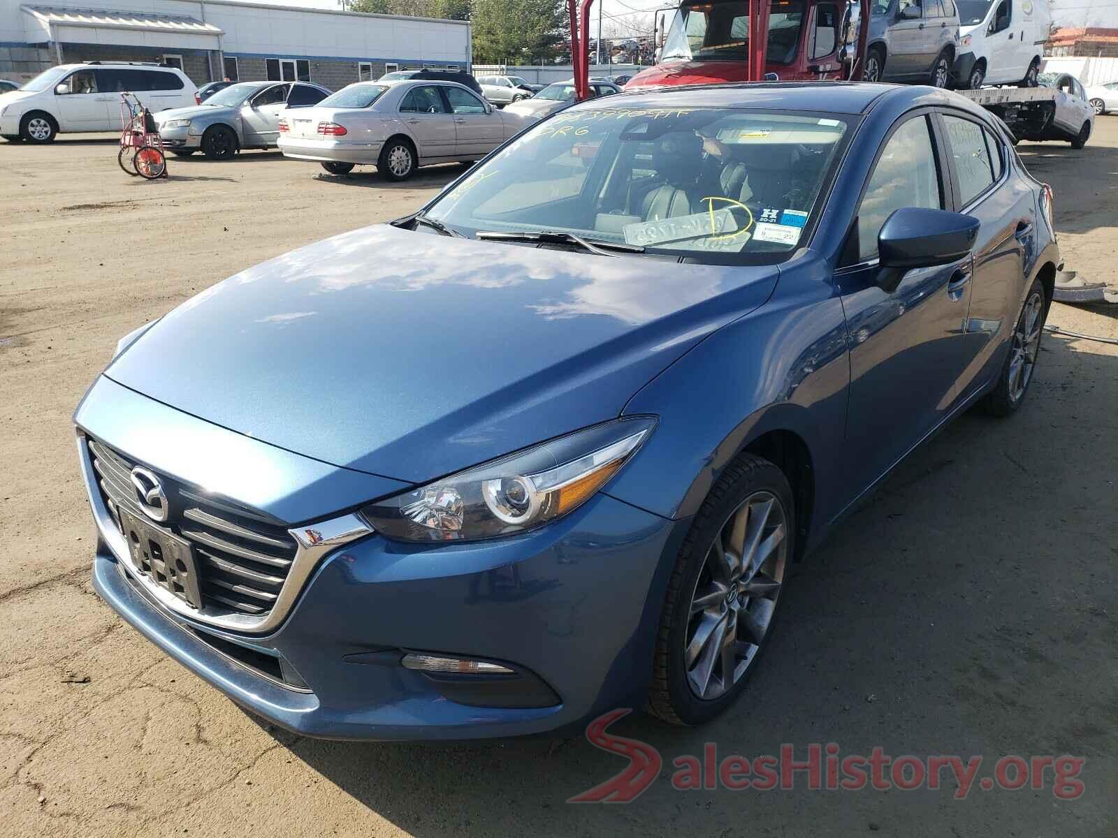 3MZBN1L35JM236967 2018 MAZDA 3