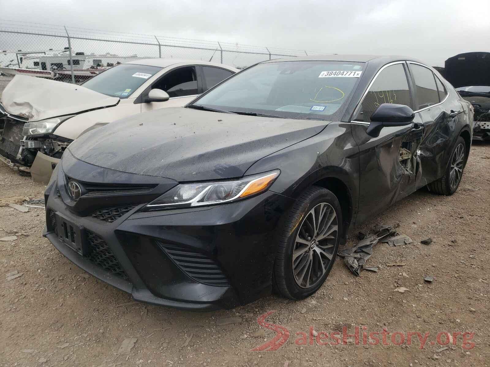 4T1B11HK2KU794136 2019 TOYOTA CAMRY