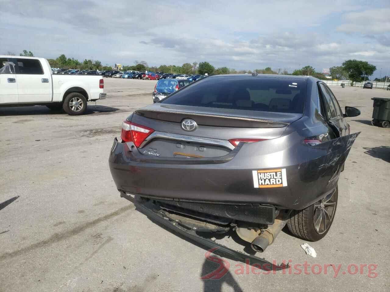 4T1BF1FK2HU661096 2017 TOYOTA CAMRY