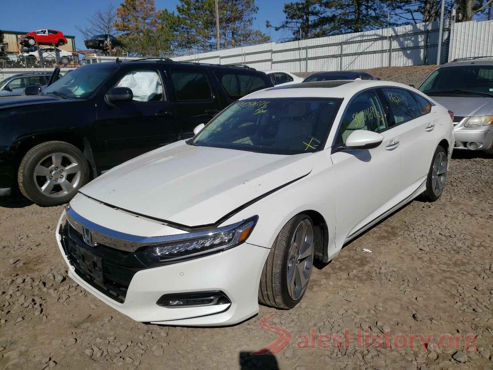 1HGCV2F91JA033781 2018 HONDA ACCORD