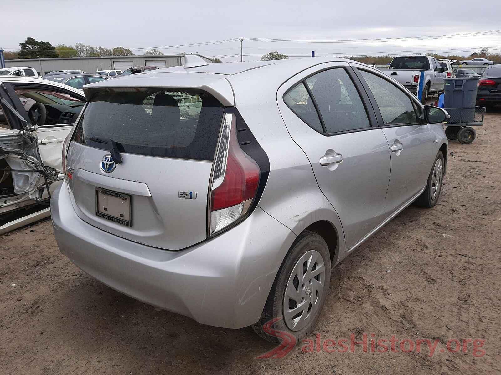 JTDKDTB37G1135230 2016 TOYOTA PRIUS