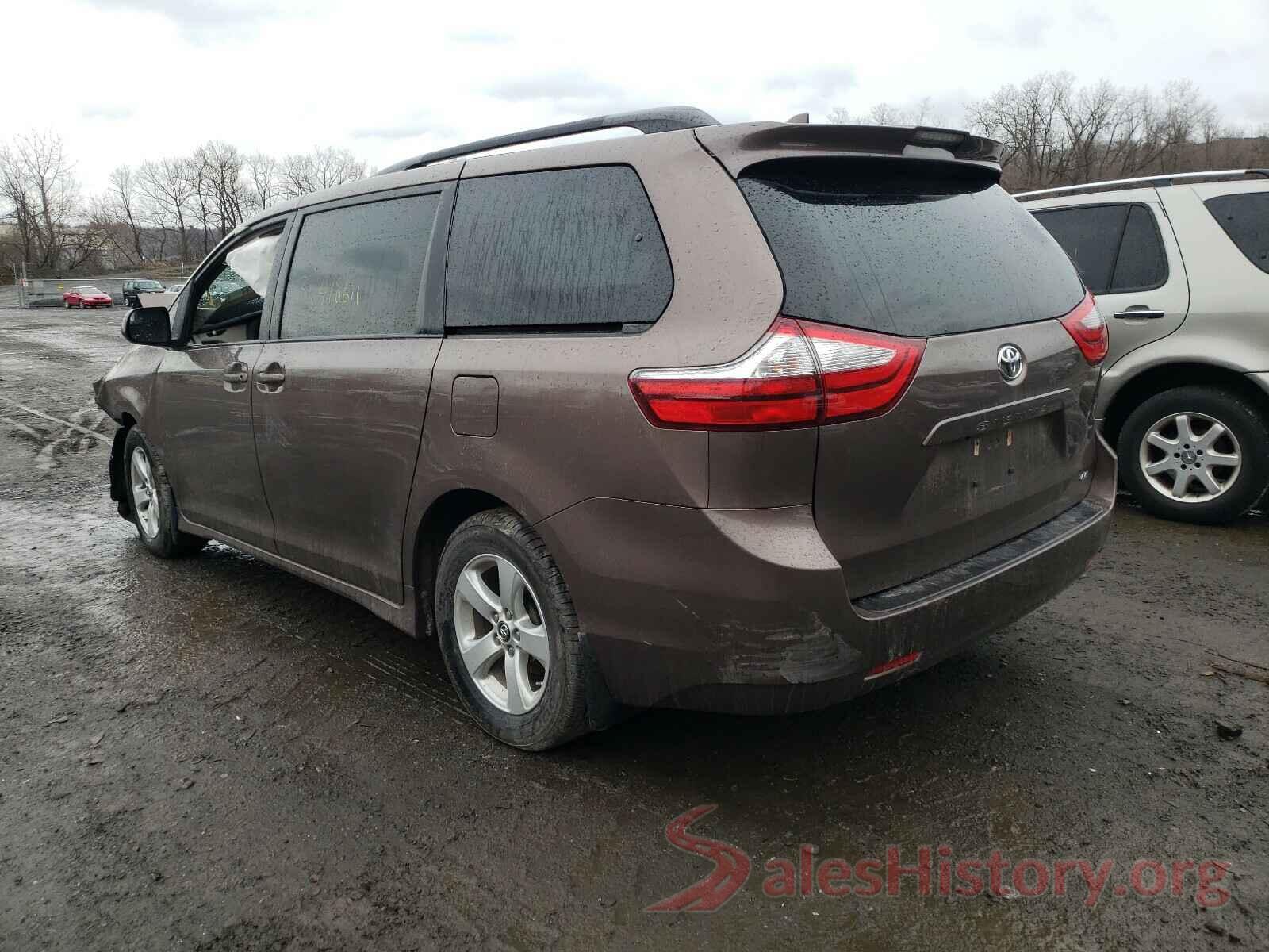 5TDKZ3DC3JS918313 2018 TOYOTA SIENNA