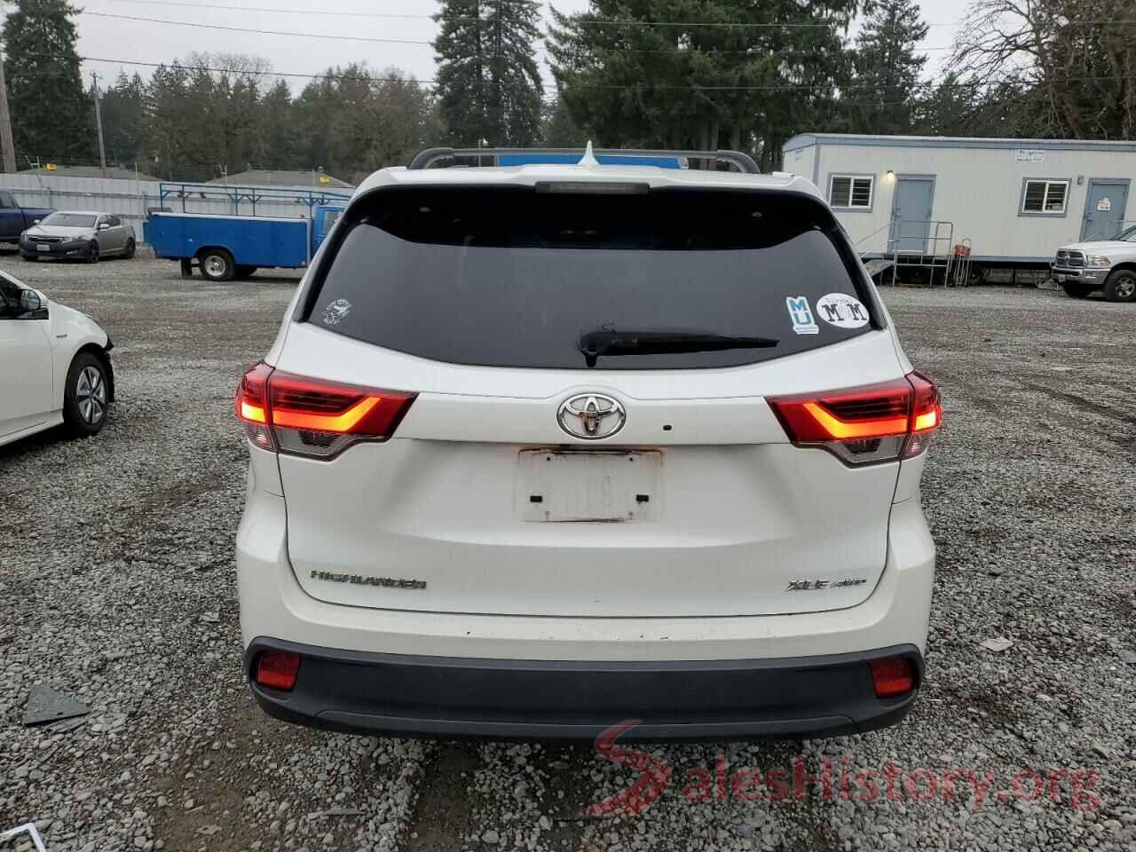 5TDJZRFH2HS412103 2017 TOYOTA HIGHLANDER