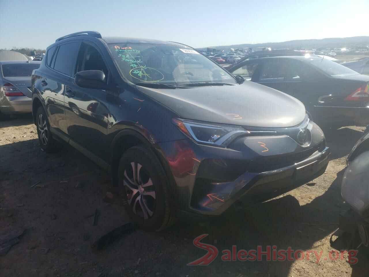 JTMBFREVXHD202011 2017 TOYOTA RAV4